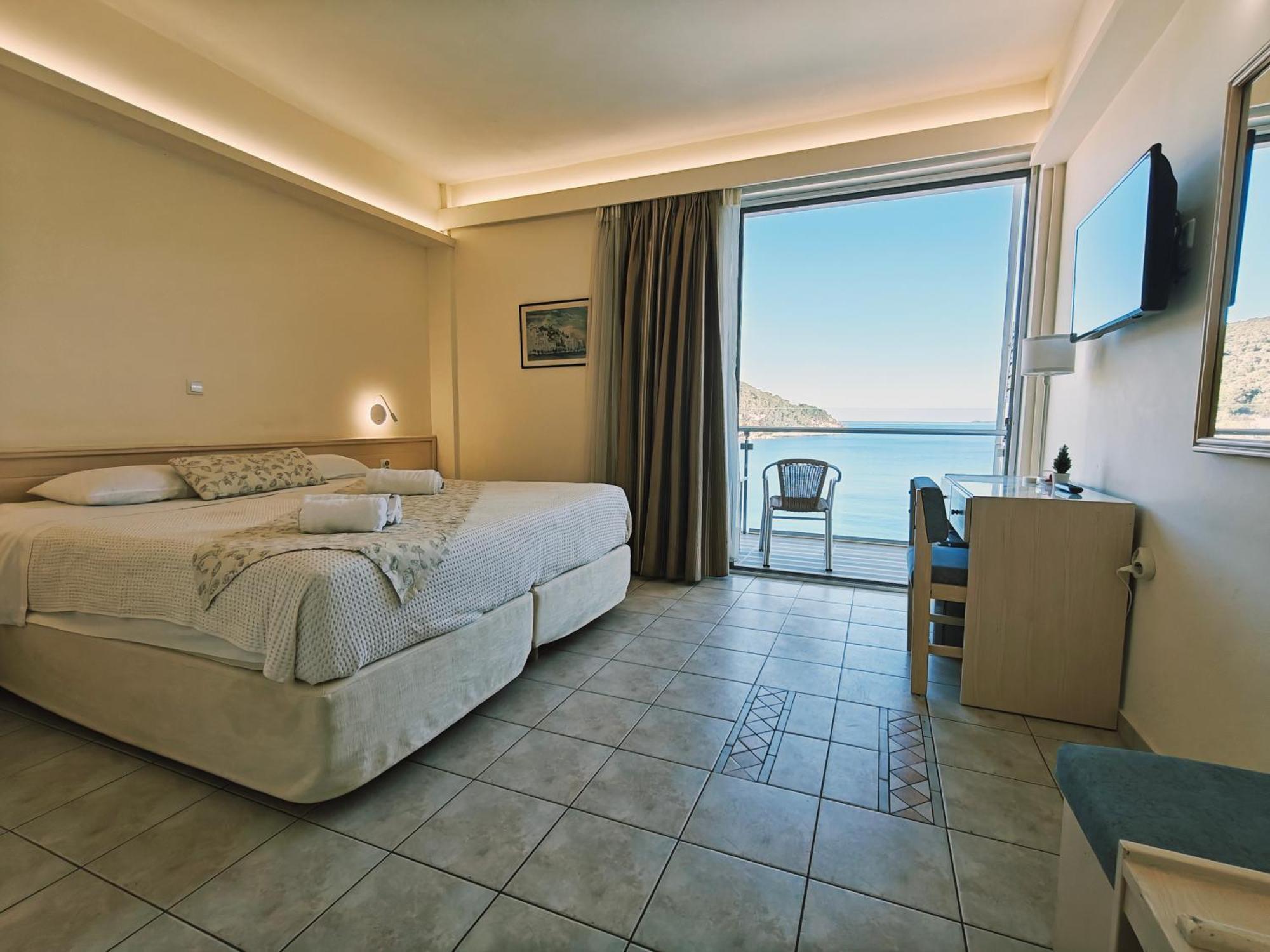 New Aegli Resort Hotel Poros Town Habitación foto